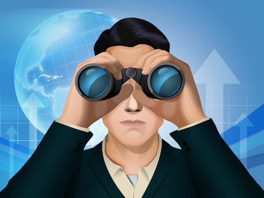 ¿Cuál es la diferencia entre libertad condicional y libertad vigilada?